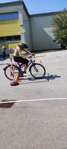 TEHNIŠKI DAN: Spretnosti poligon – priprava na kolesarski izpit