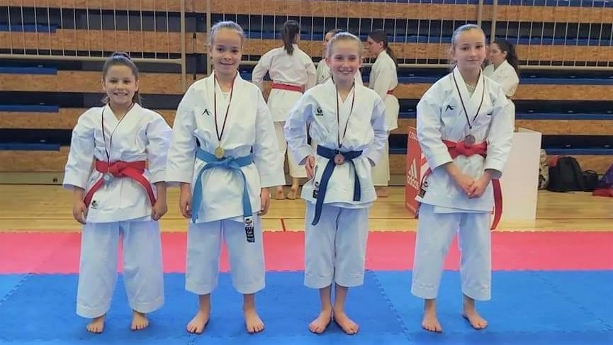 Naši učenci odlični na 1. državni pokalni tekmi v karateju