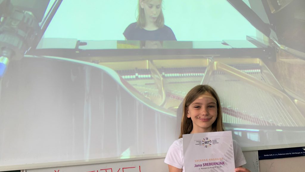 Glasbeni dosežki tretješolke Jane Srebernjak