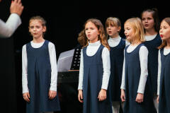 Otroški pevski zbor OŠ Koper soustvaril proslavo ob obeležitvi kulturnega praznika  » V naročju Istre «
